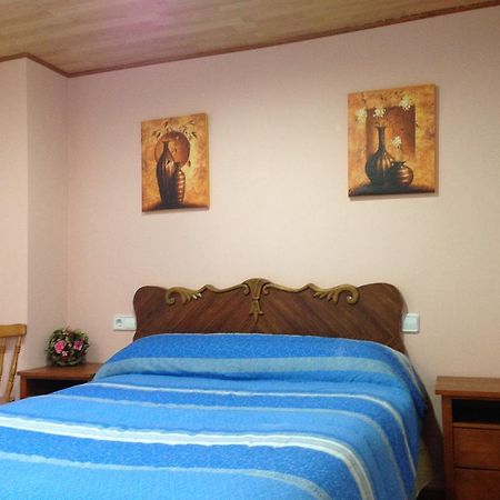 La Ontina Apartman La Puebla De Valverde Szoba fotó