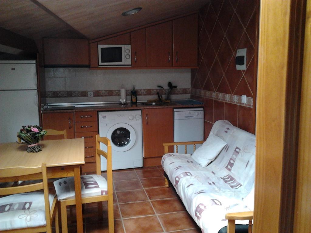 La Ontina Apartman La Puebla De Valverde Szoba fotó